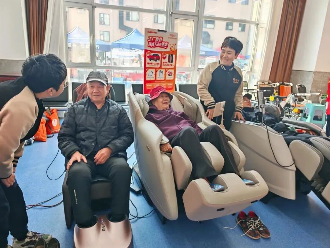 淄博市臨淄區組織軍休干部參加健康產品展與咨詢活動，探索醫養結合新路徑